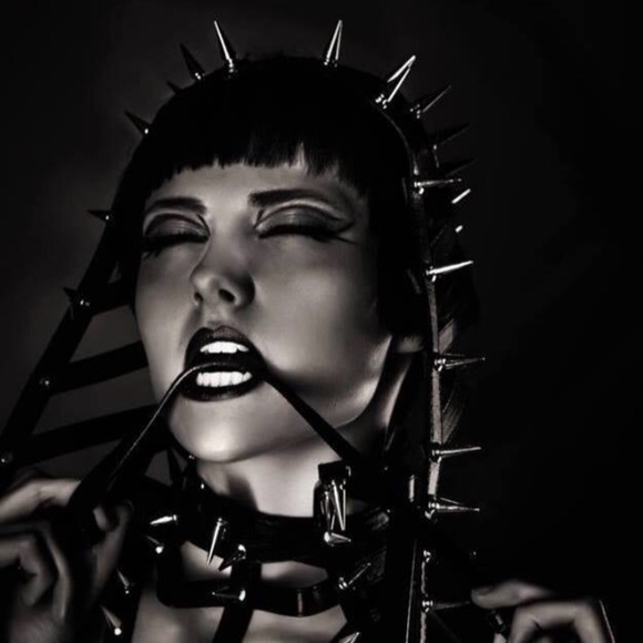 Hand Crafted Spiked Leather Hood - Picture 2 of 4